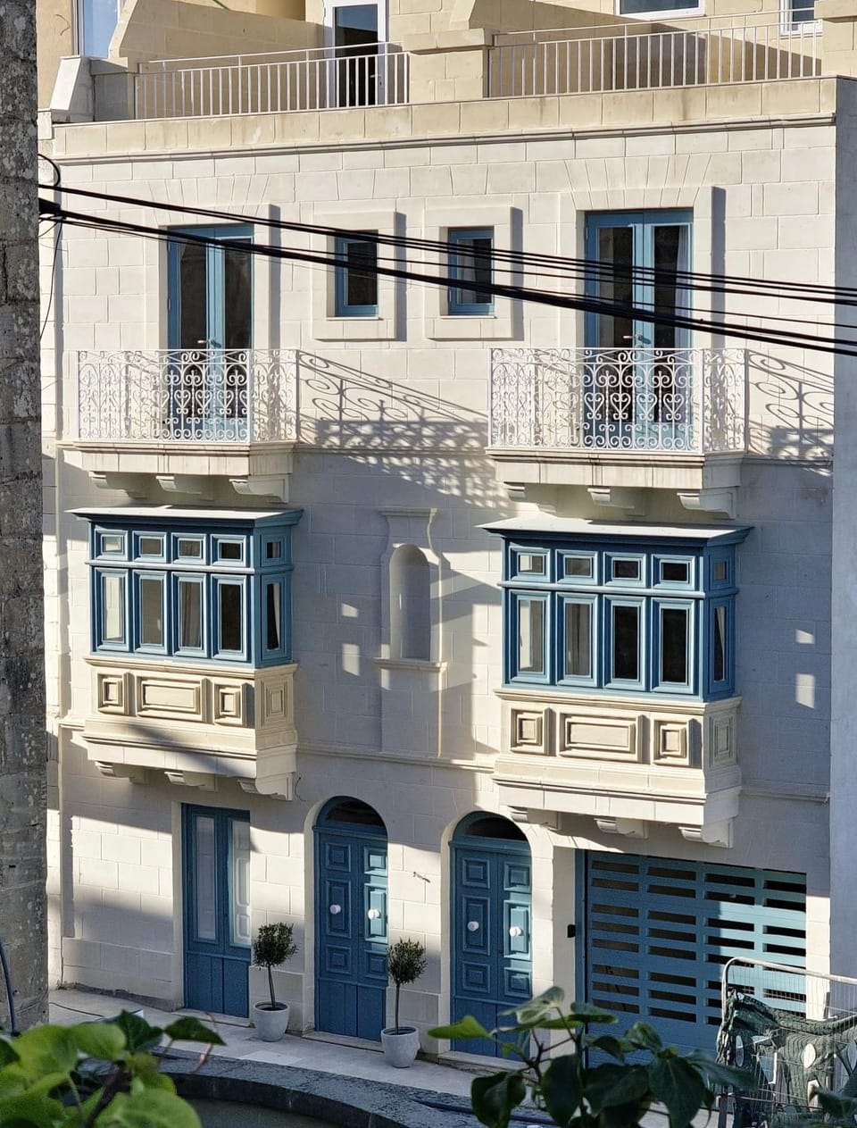 Property building, Facade/entrance