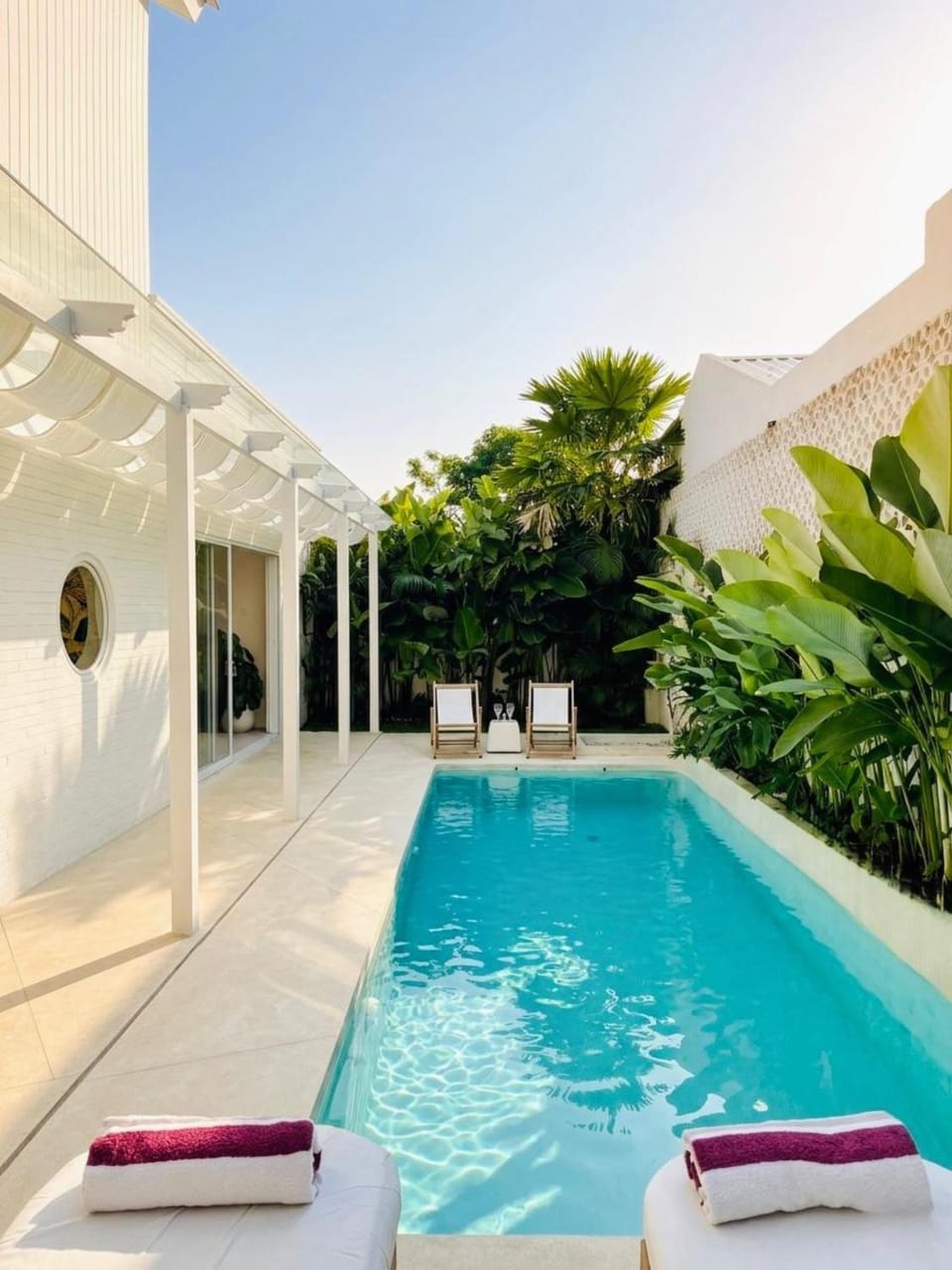 Swimming pool
