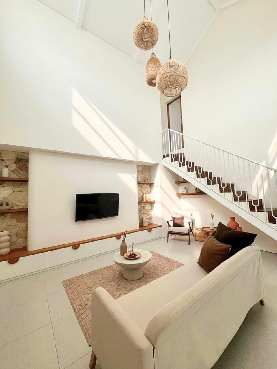 Living room, Entertainment