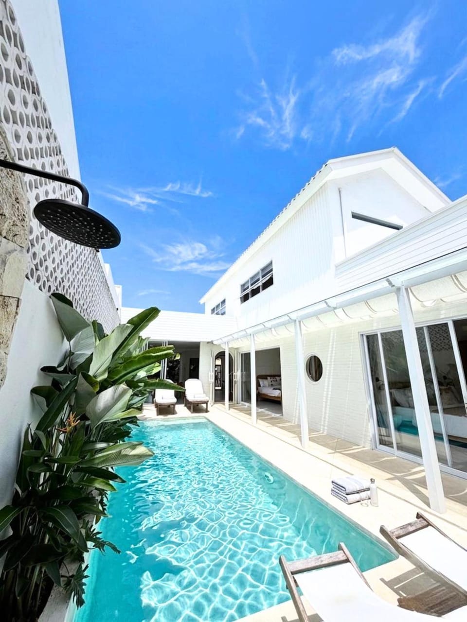 Property building, Swimming pool