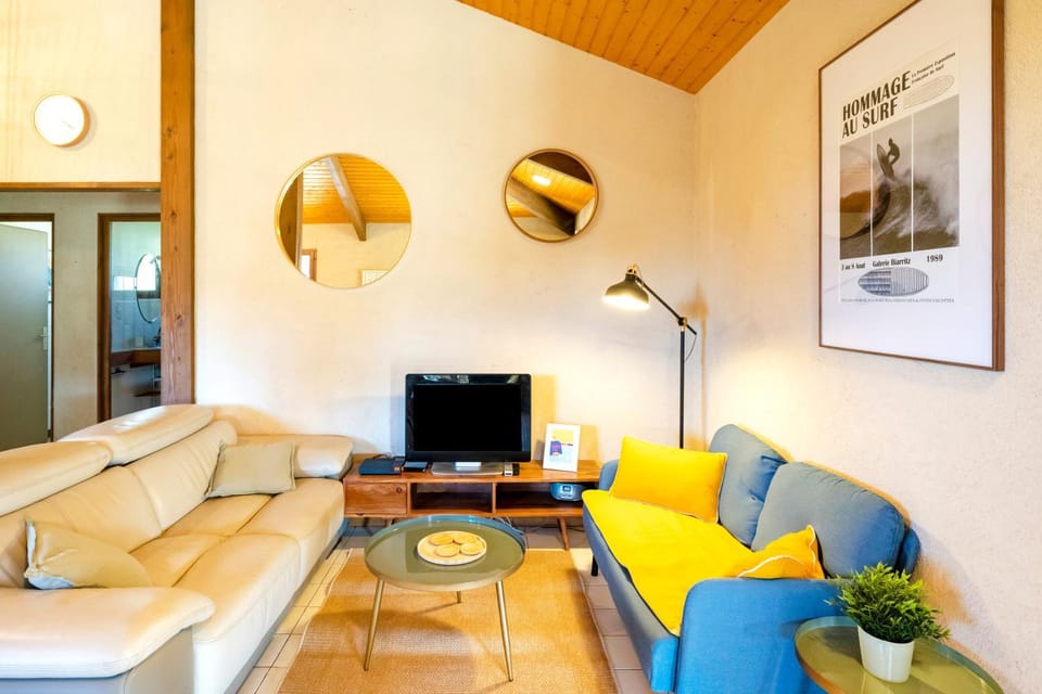 Property building, Living room