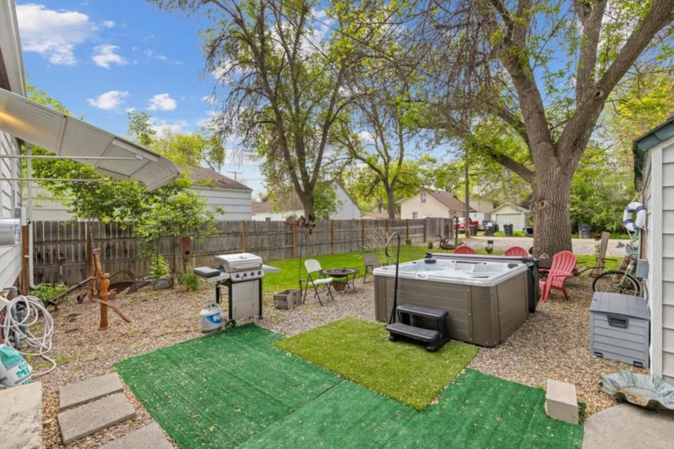 Patio, BBQ facilities, Garden, Evening entertainment
