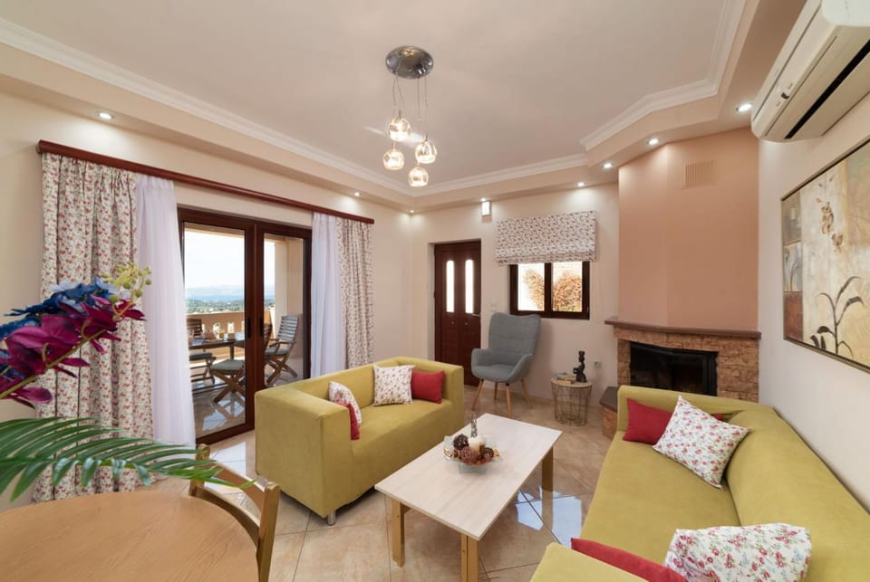 Living room, fireplace