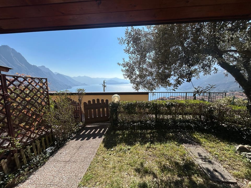 Lake view, Mountain view