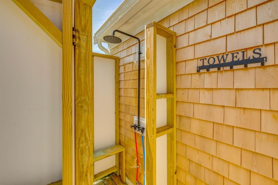 Bike to Cape Cod Sights: Home w/ Backyard Oasis House in North Eastham