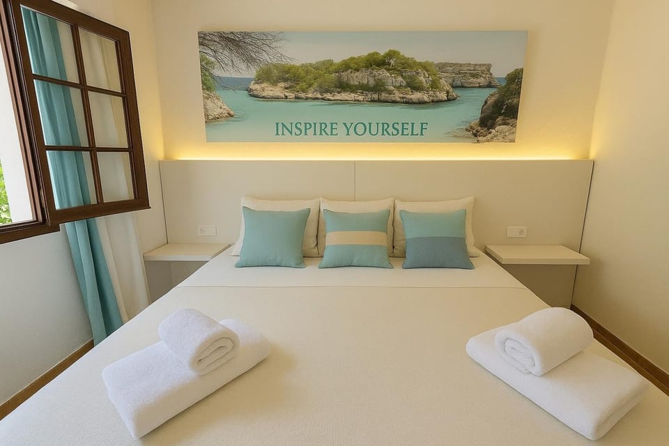 Living room, Bedroom