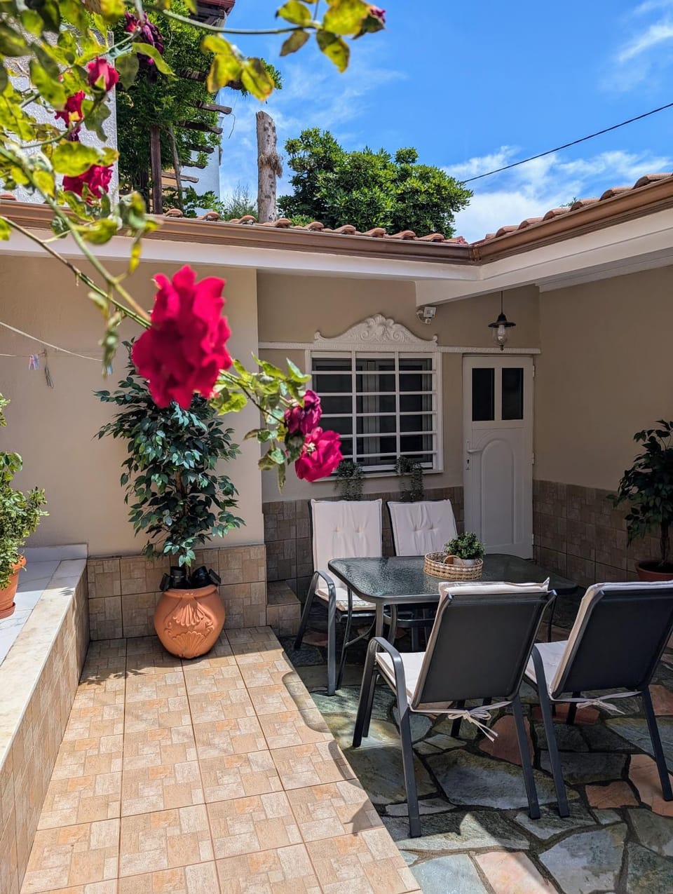 Inner courtyard view