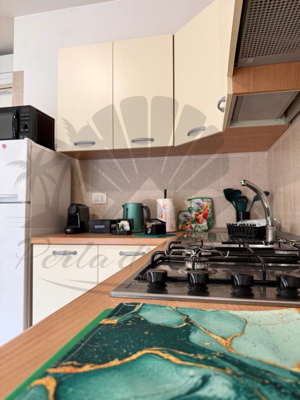 Kitchen or kitchenette, stove