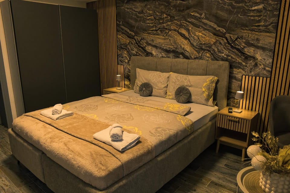Lux room 5 & ljubljana Apartment in Ljubljana