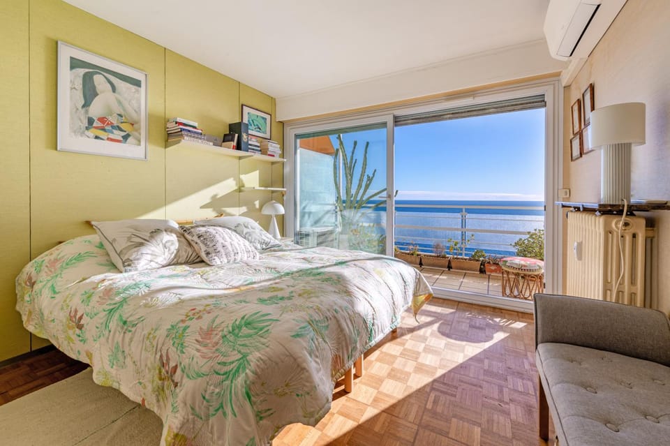 Boat View, BNB Rickeys Apartment in Cap-d'Ail