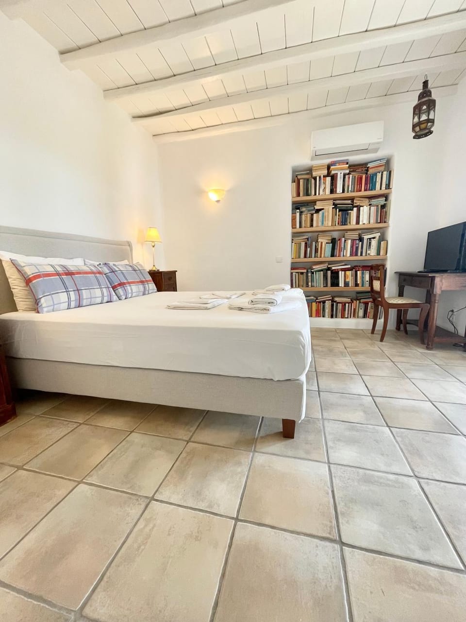 Agrari Village Apartment Mykonos Apartment in Mykonos, Mikonos 846 00, Greece