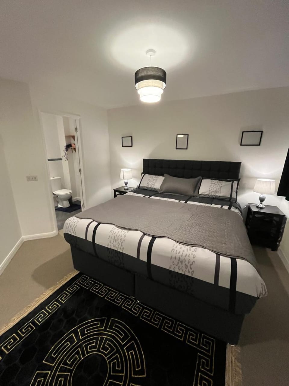 Tardis Townhouse - Spacious and Comfortable Apartment in Derby