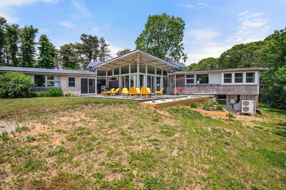Tranquil Woodland Escape in Wellfleet House in Wellfleet
