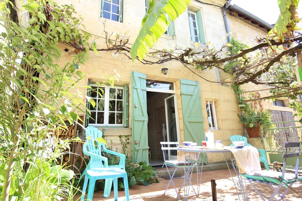 Property building, Spring