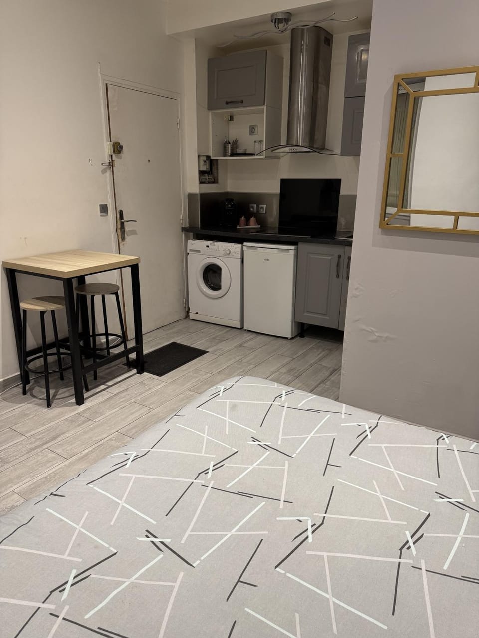 extraordinaire Appartement a Melun Apartment in Île-de-France