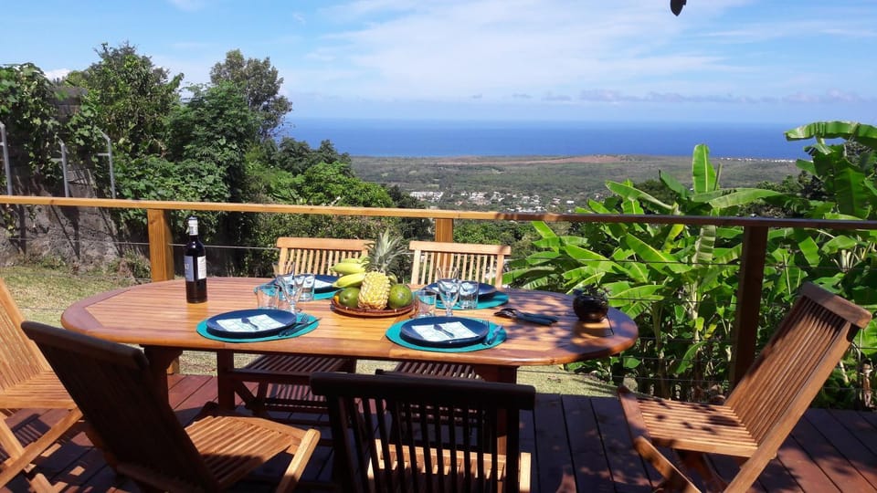 Patio, Dining area, Sea view