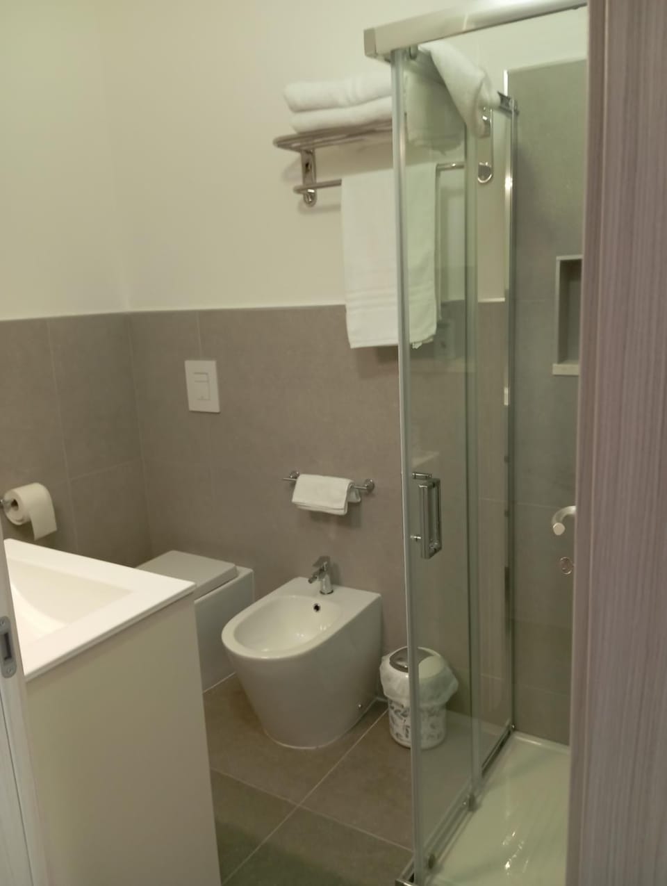 Shower, Bathroom