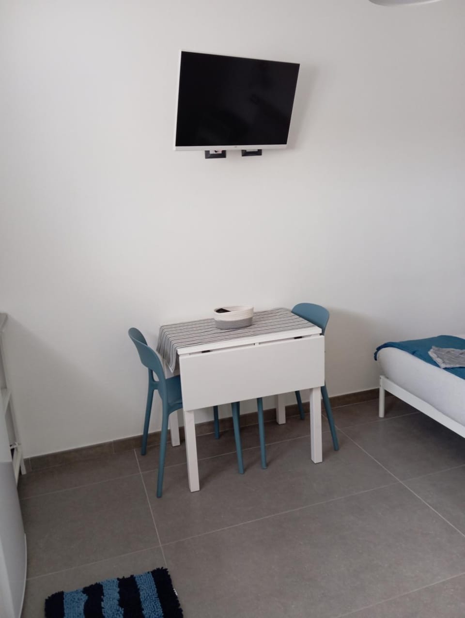 TV and multimedia, Dining area