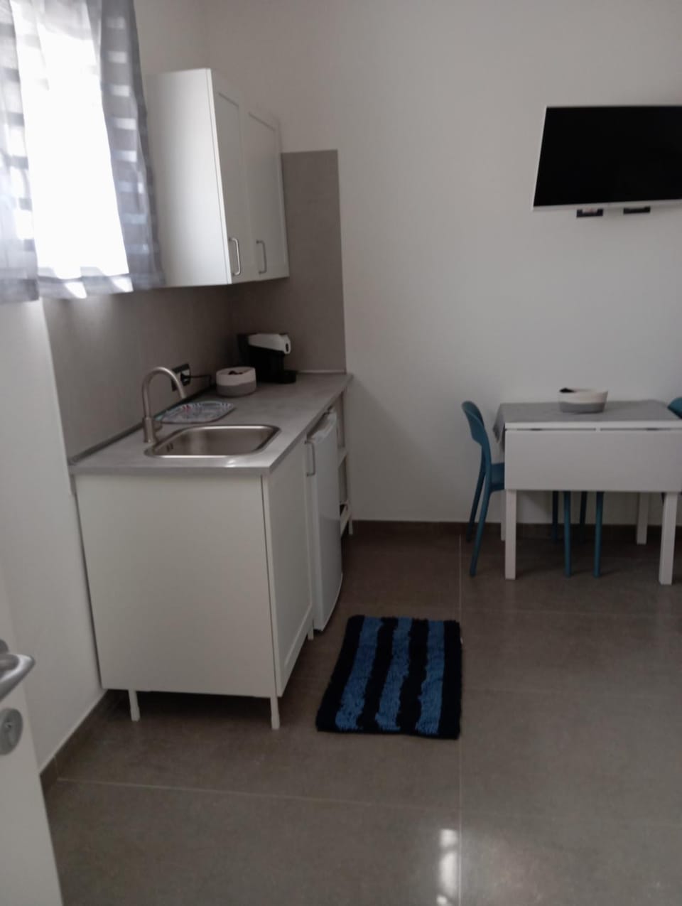 TV and multimedia, Kitchen or kitchenette, Dining area