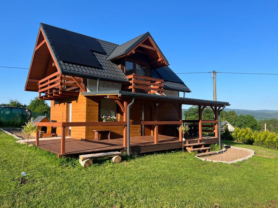 Property building, Spring, Day, Natural landscape