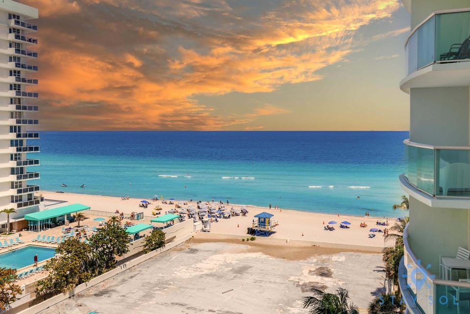 Tides Great condo on the beach Big promotions Apartment in Hollywood Beach