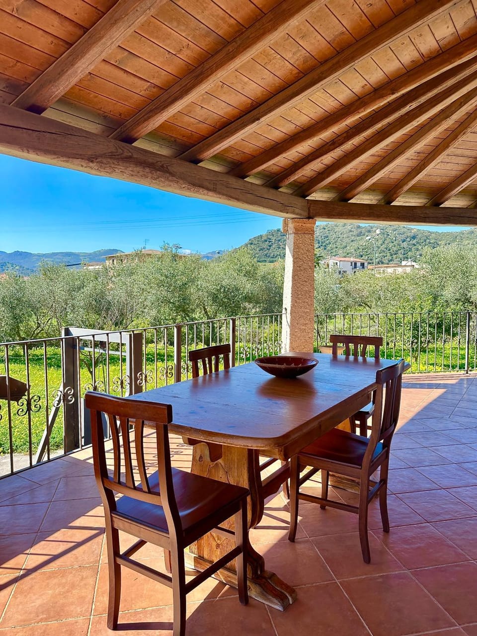 Patio, Natural landscape, View (from property/room), Balcony/Terrace, Dining area, Mountain view
