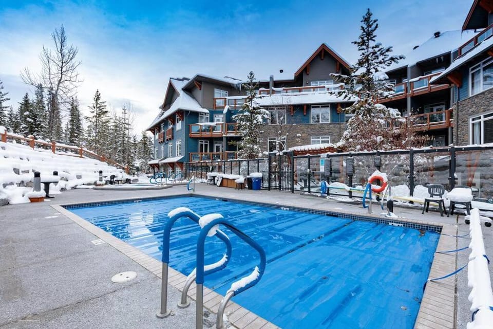 Winter, Pool view, Swimming pool