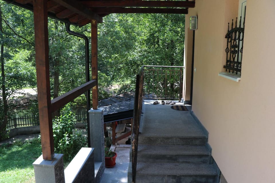 The best Riverfront house House in Bosnia and Herzegovina