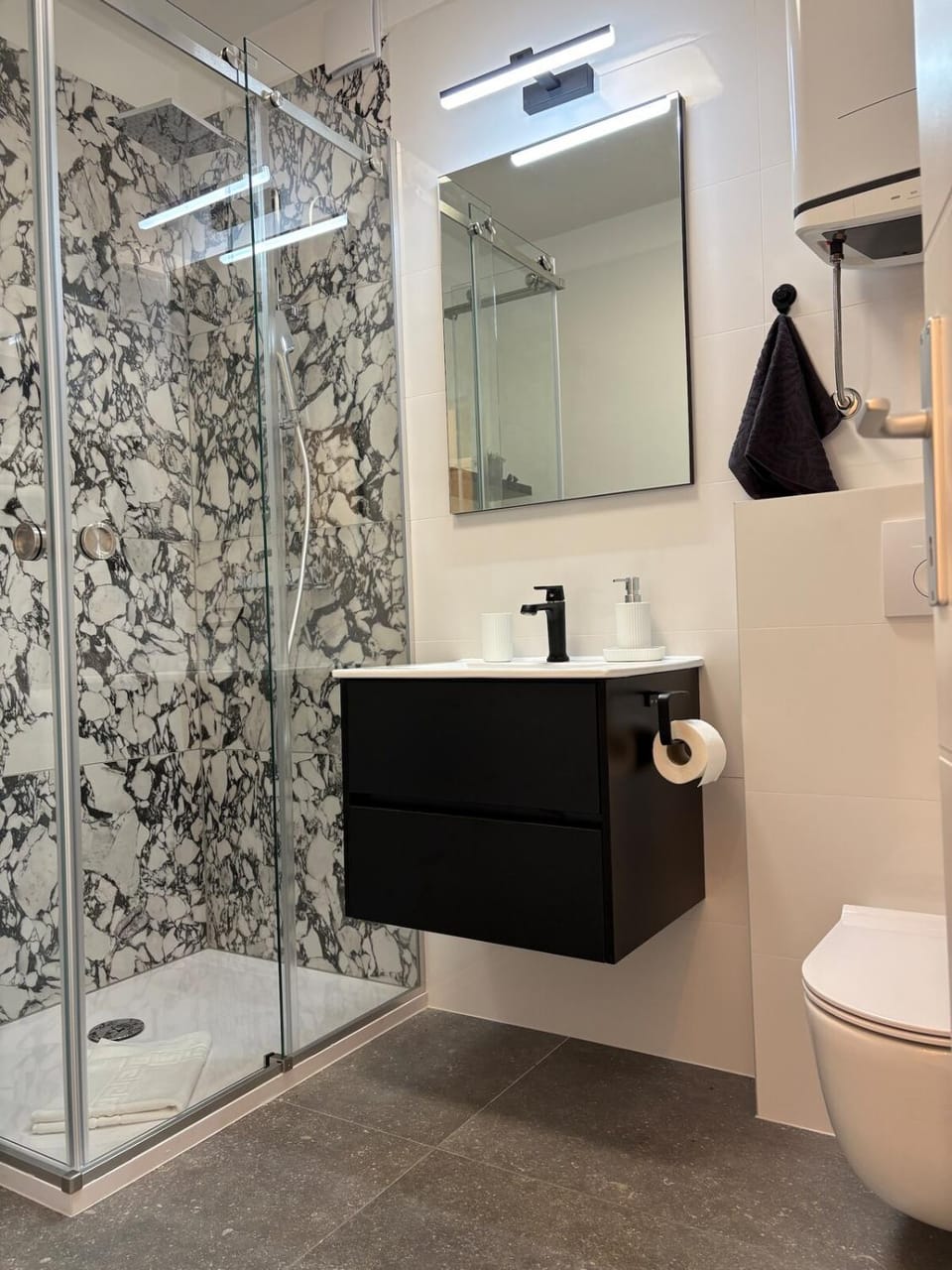 Shower, Toilet, Bathroom