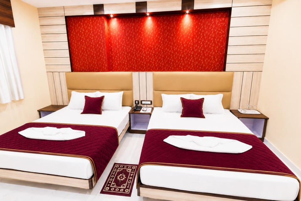 HOTEL NEW SIGNATURE INN NEW DIGHA হোটেল নিউ সিগনেচার ইন নিউ দিঘা Near Sea Beach and Lake View Room - All-Room-Attached-Balcony-and-fully-air-conditioned-hotel with- Lift- Wi-fi-Restaurant-Parking-facility- Best Hotel in Digha Hotel in West Bengal