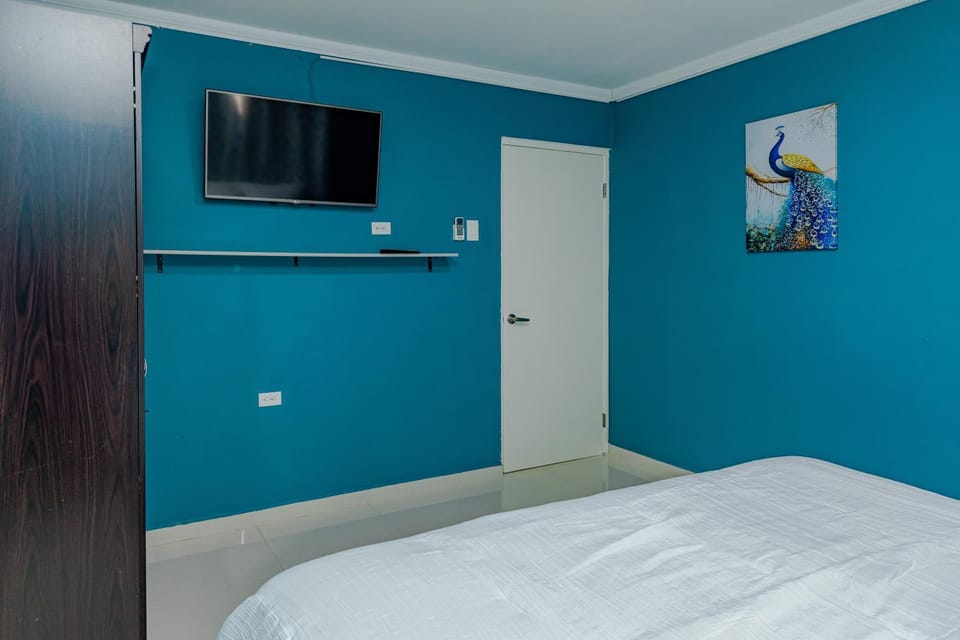 Bed, TV and multimedia, Bedroom, air conditioner