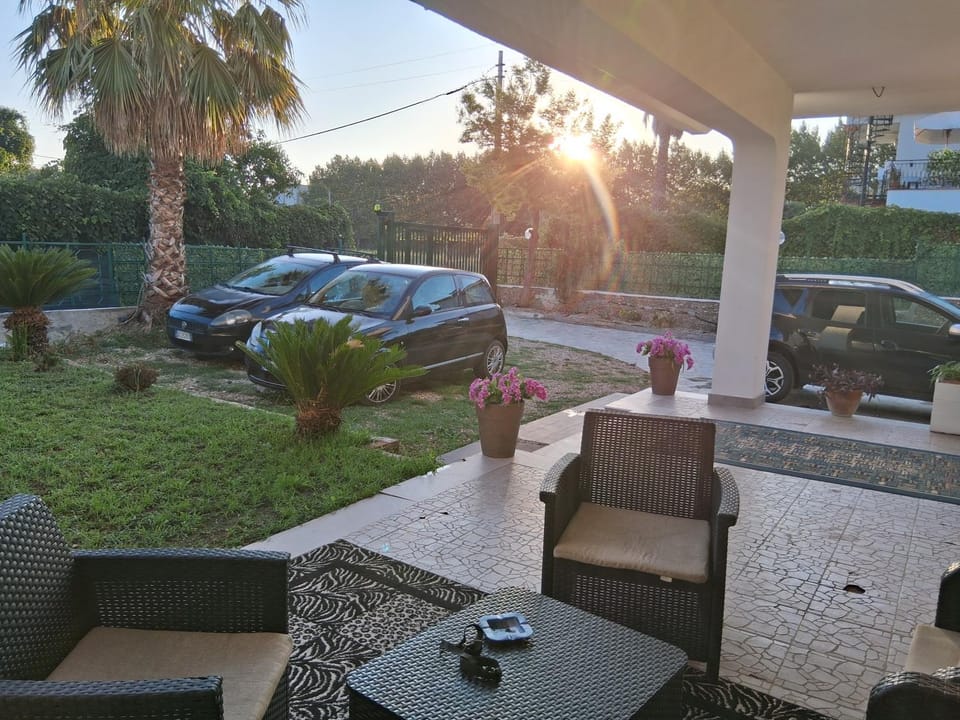 Patio, Garden, Garden view, Parking