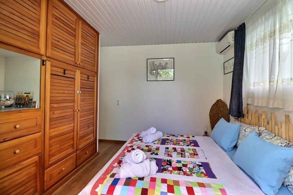 Bed, Photo of the whole room, Bedroom, towels, wardrobe