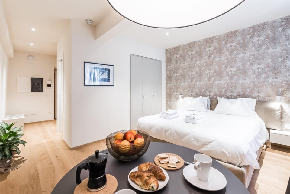 Charming Suite in Palazzo San Giorgio Apartment in Genoa