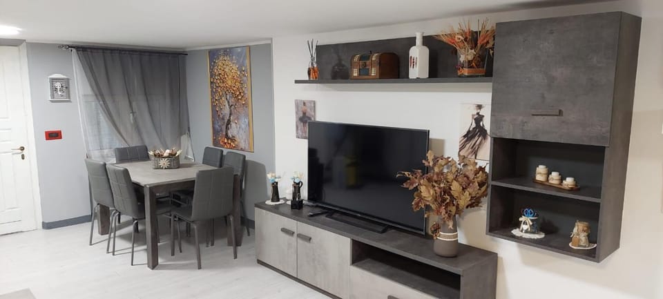 TV and multimedia, Seating area
