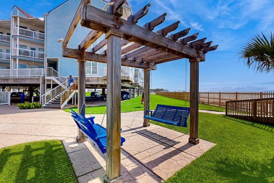 Seascape Condos: Island Dream Galveston Apartment in Galveston Island