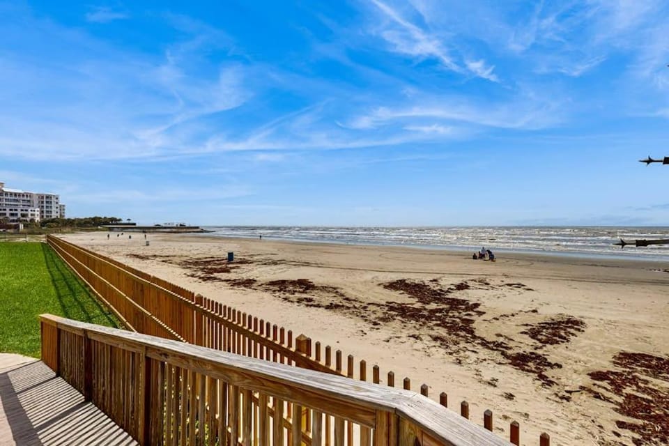 Seascape Condos: Island Dream Galveston Apartment in Galveston Island