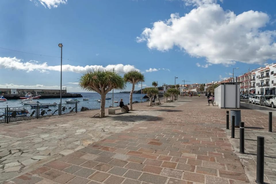 Property building, Nearby landmark, Natural landscape, Location