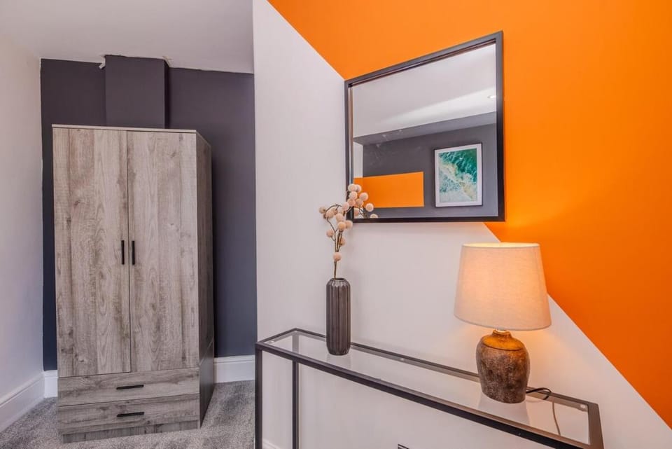 Amazing 3 Bedroom Flat Next to Brighton Beach Apartment in Brighton