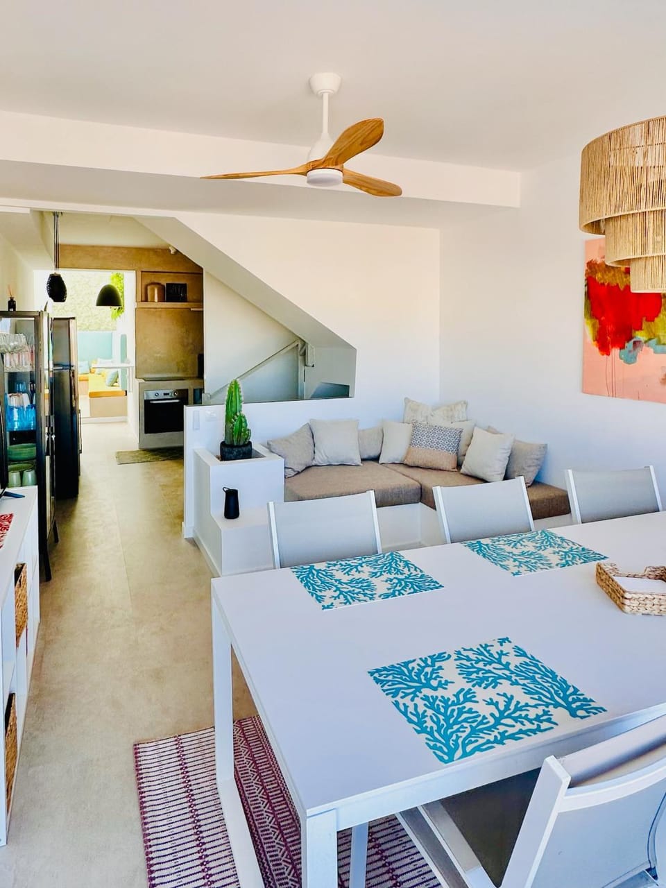 Living room, Dining area