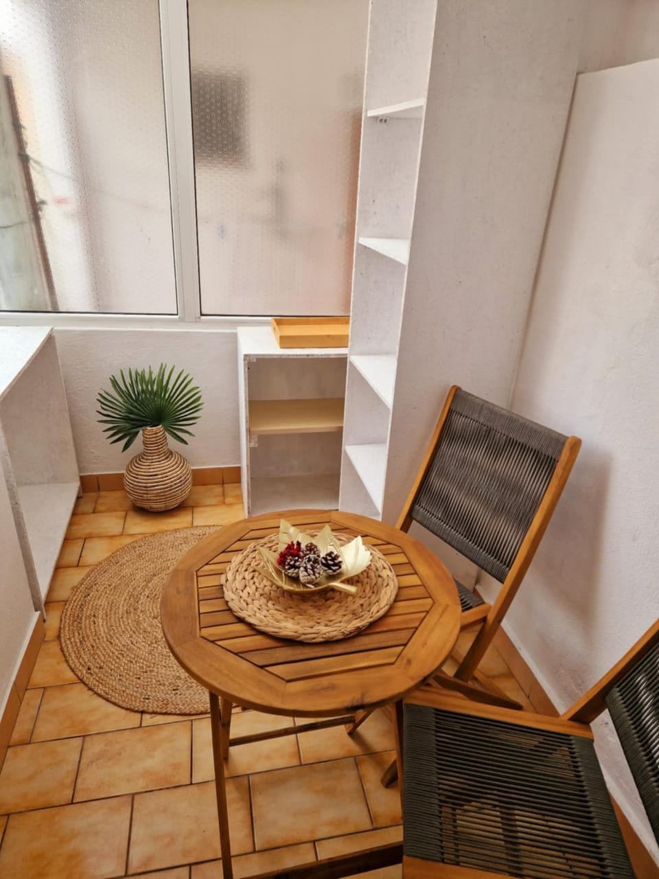 Ella Deluxe Apartment in Limenaria