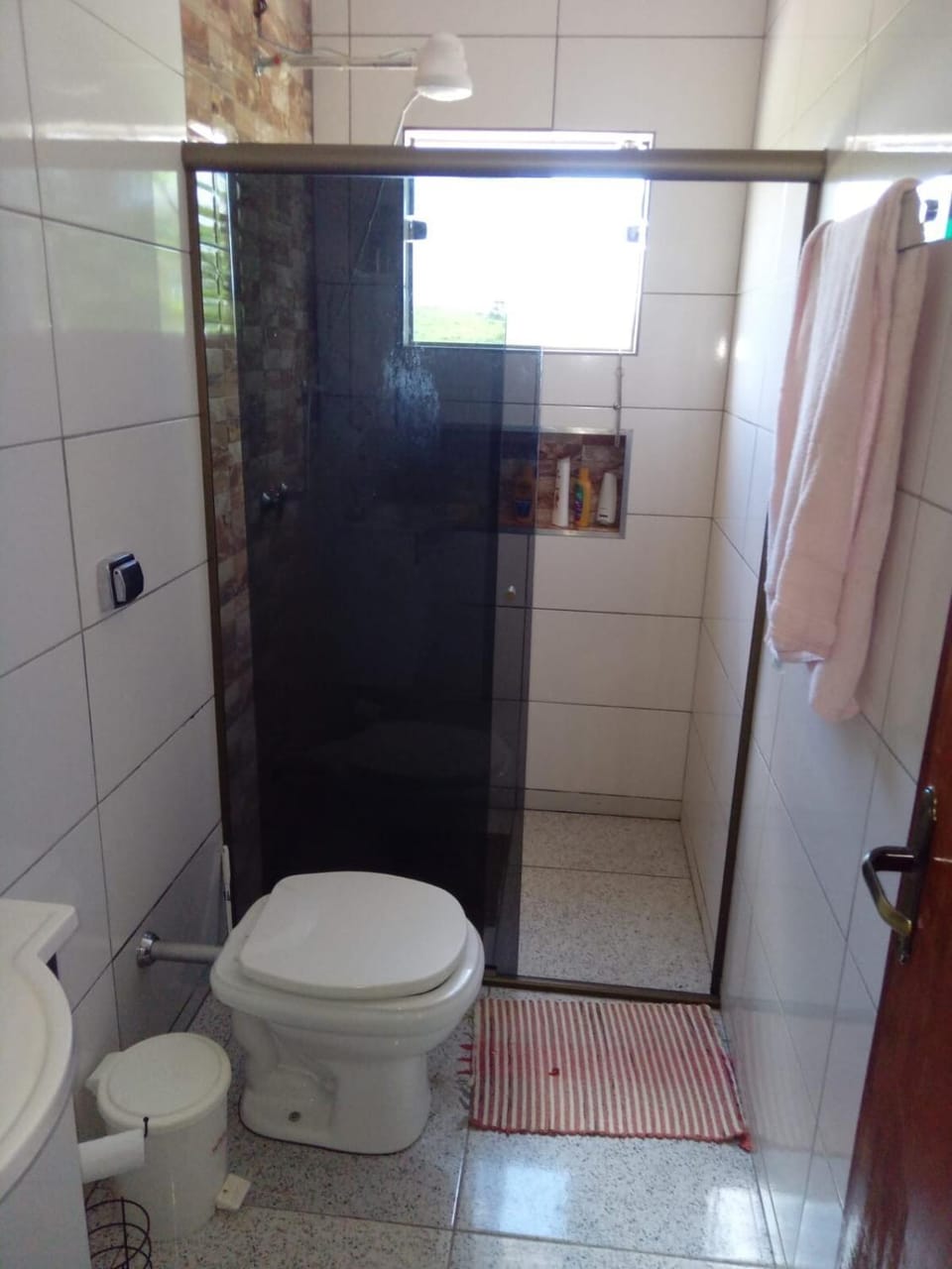 Shower, Bathroom, towels