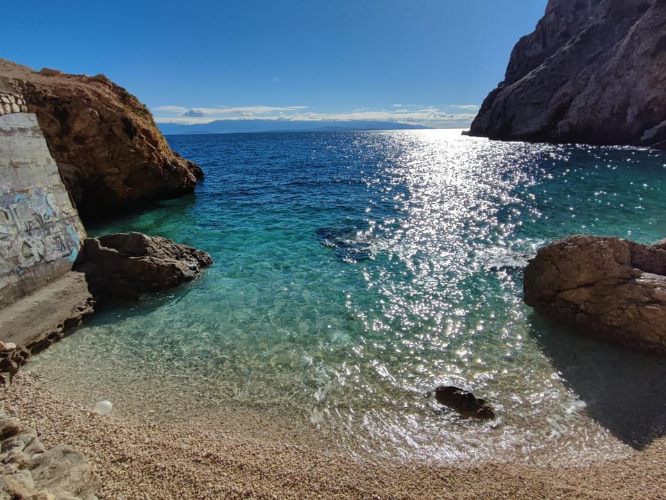 Nearby landmark, Day, Natural landscape, Beach, Sea view