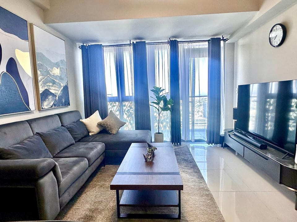 City Lights Apartment in BGC Hotel in Makati