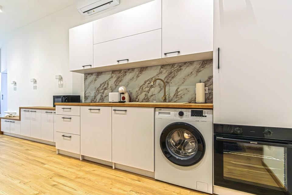 PestVibe Residence in Downtown with AC Apartment in Budapest