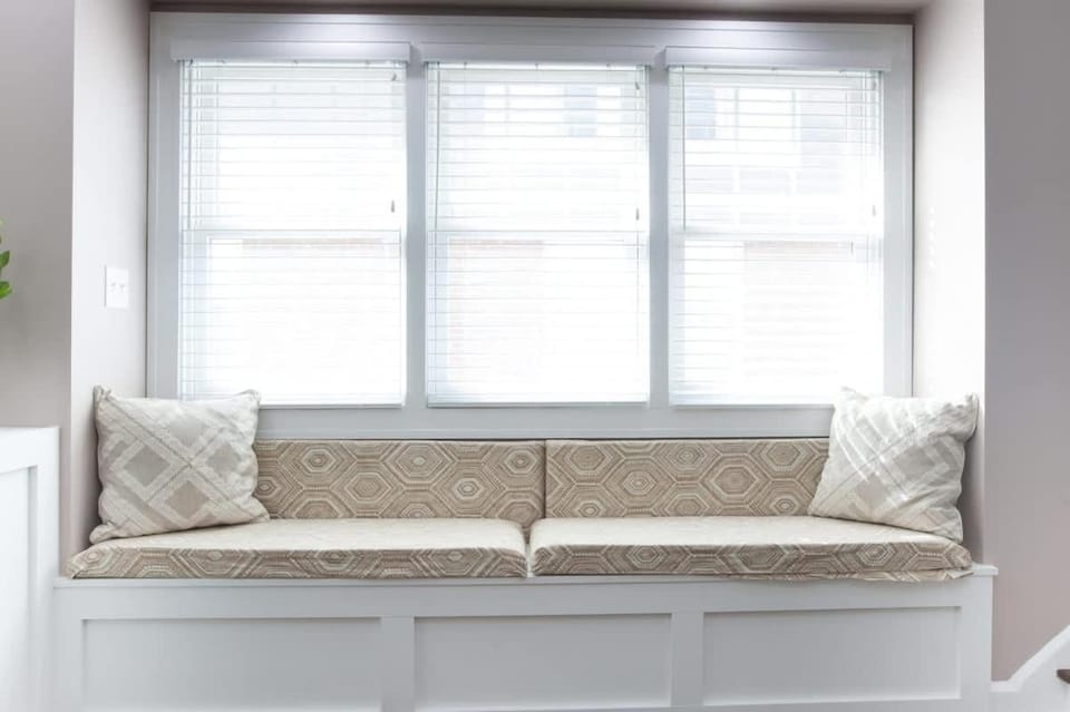 Adorable Broad Ripple Duplex House in Meridian-Kessler