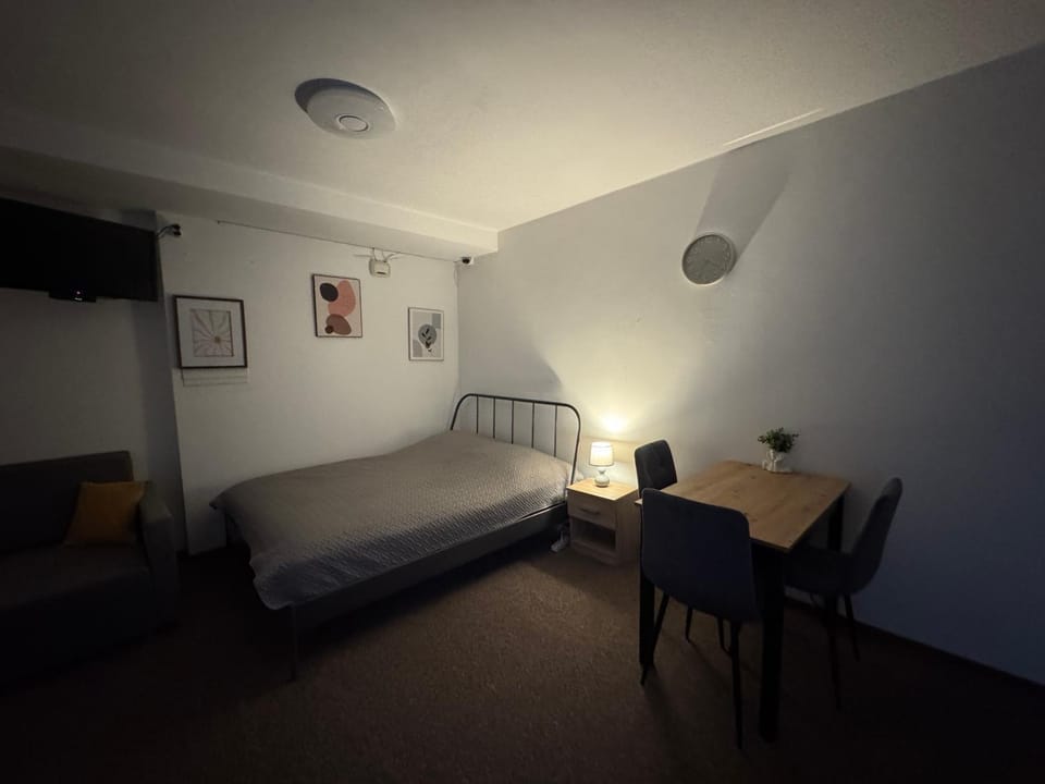 Apartamencik przy trasie nr 2 Bielsko-Biała Apartment in Lesser Poland Voivodeship