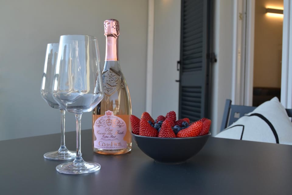 Casa di Francesca-Centrale e Moderno con Vista! House in Porlezza