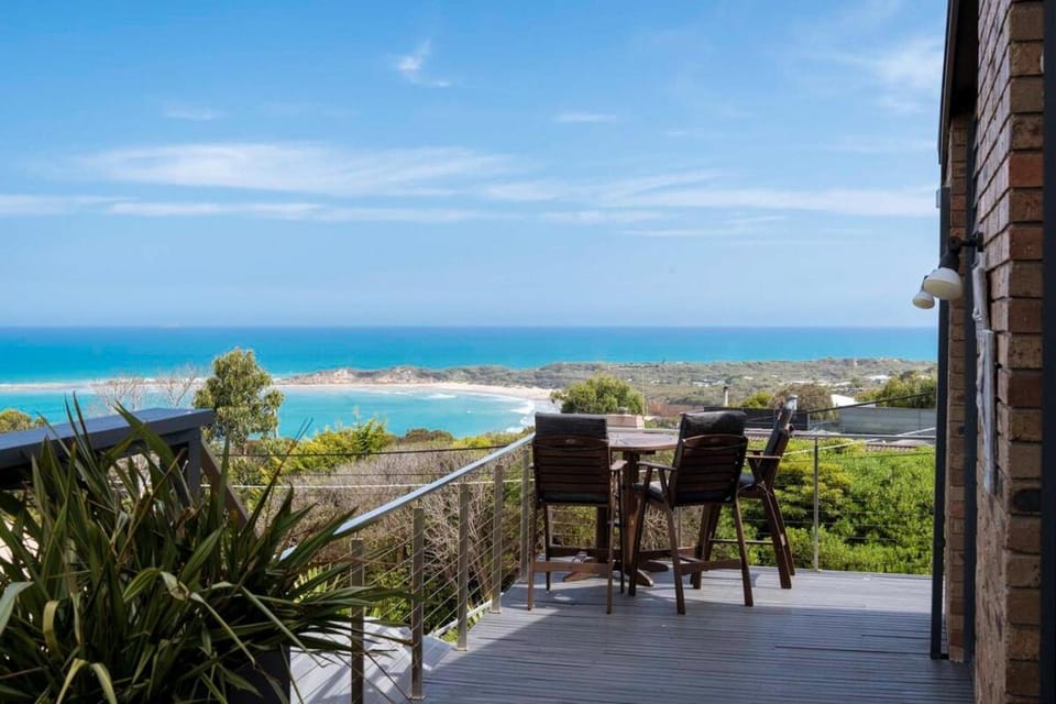 The Lookout Retreat House in Anglesea