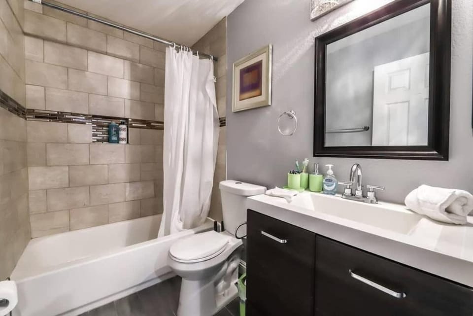 What you need A Hidden Gem in the Heart of Vegas Villa in Paradise